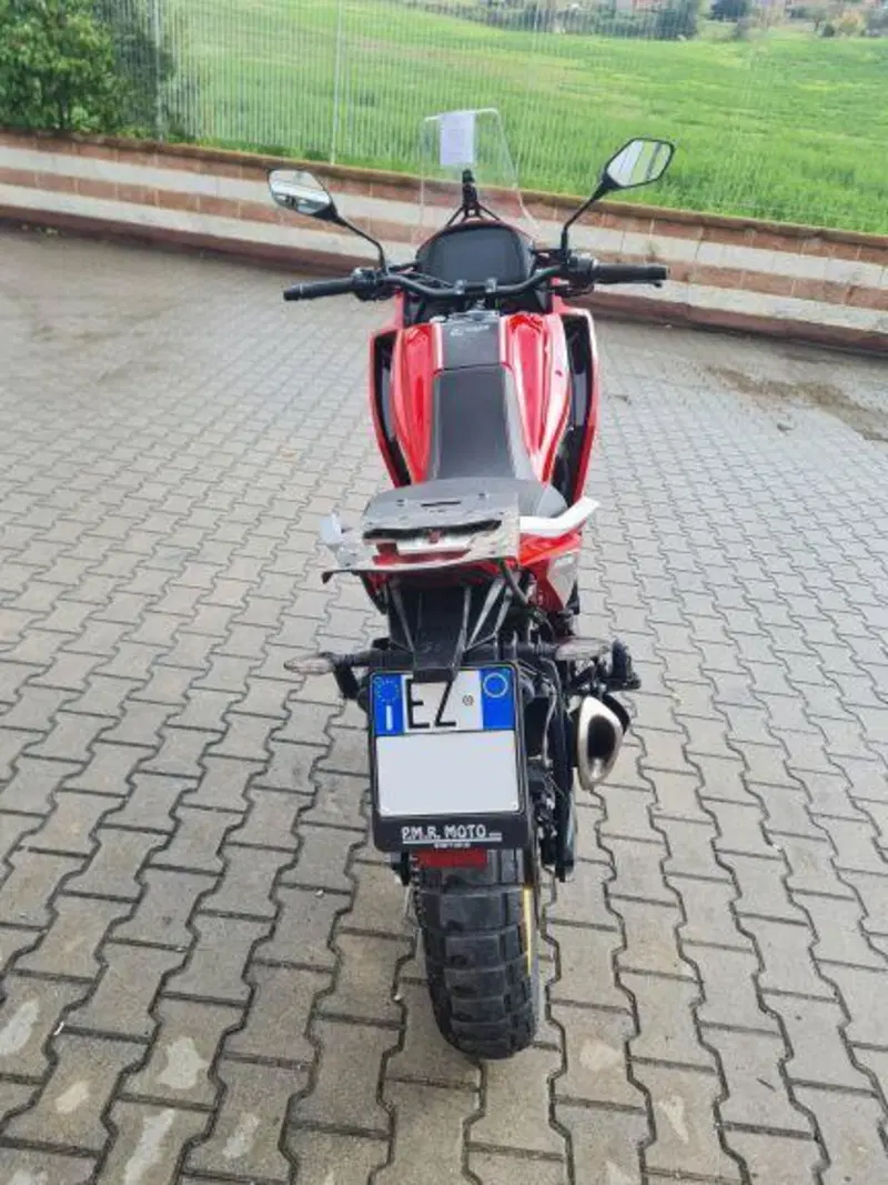 Moto Morini X-Cape 650 Gold Wheels Edition (2022 - 26) (13)