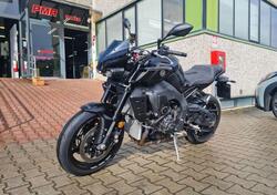Yamaha MT-10 (2022 - 25) usata