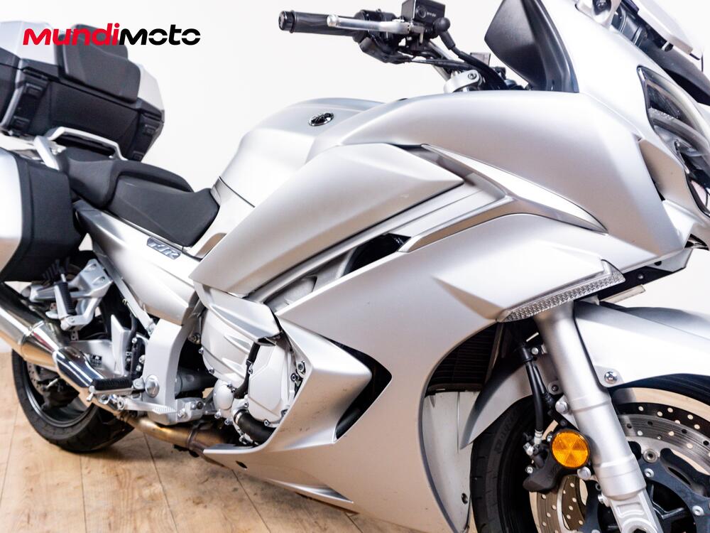 Yamaha FJR 1300 A (2013 - 15) (5)