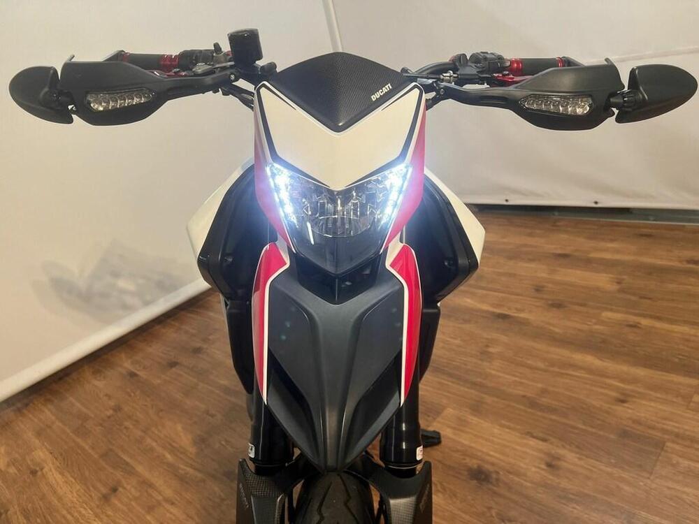 Ducati Hypermotard 821 SP (2013 - 15) (4)