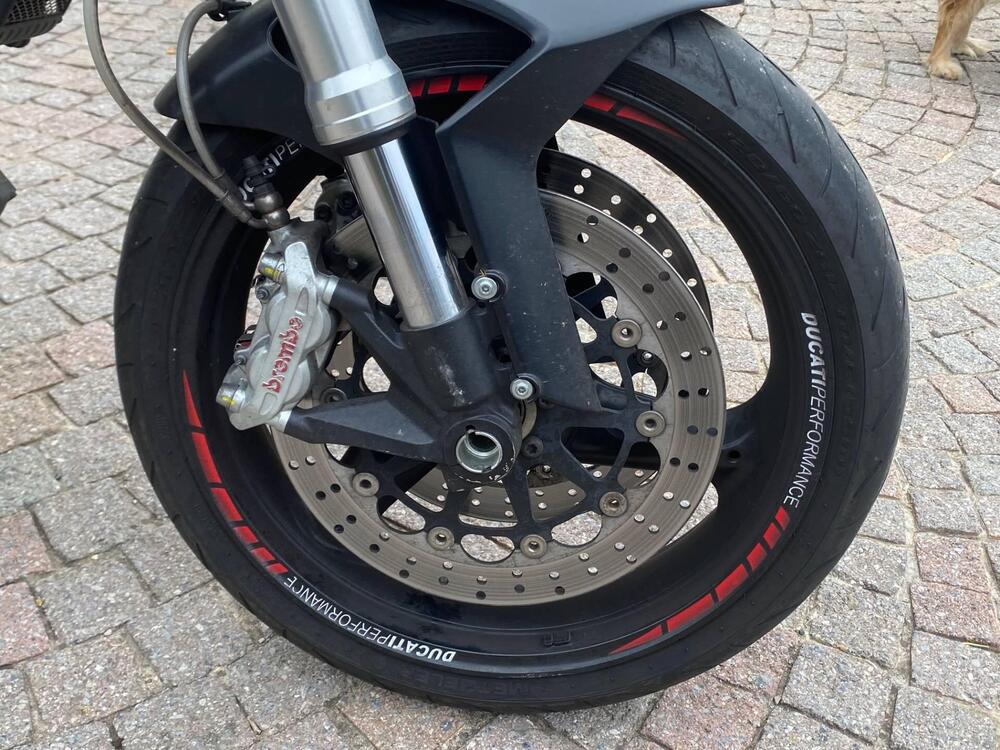 Ducati Monster 696 Plus (2007 - 14) (4)