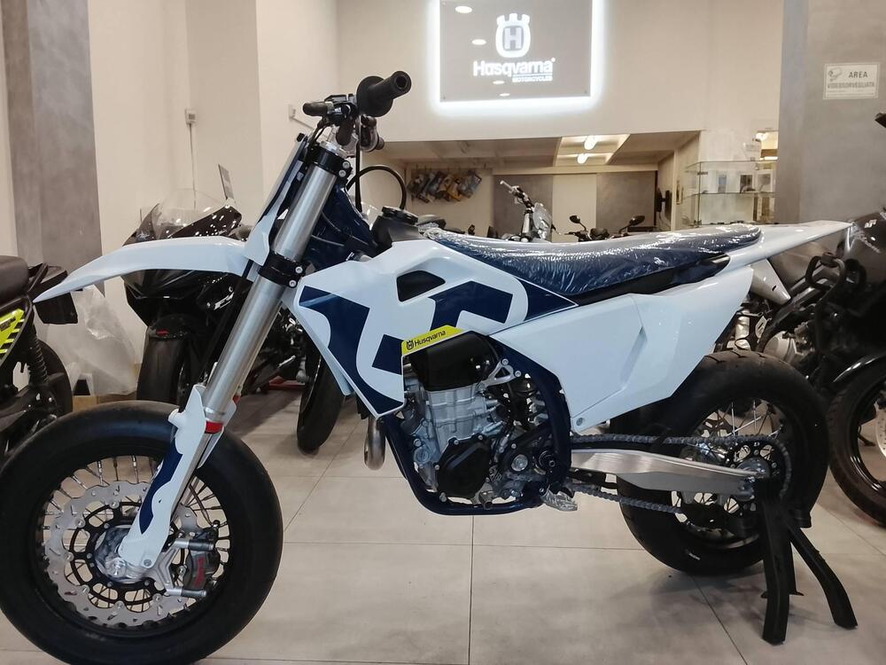 Husqvarna FS 450 (2026) (2)