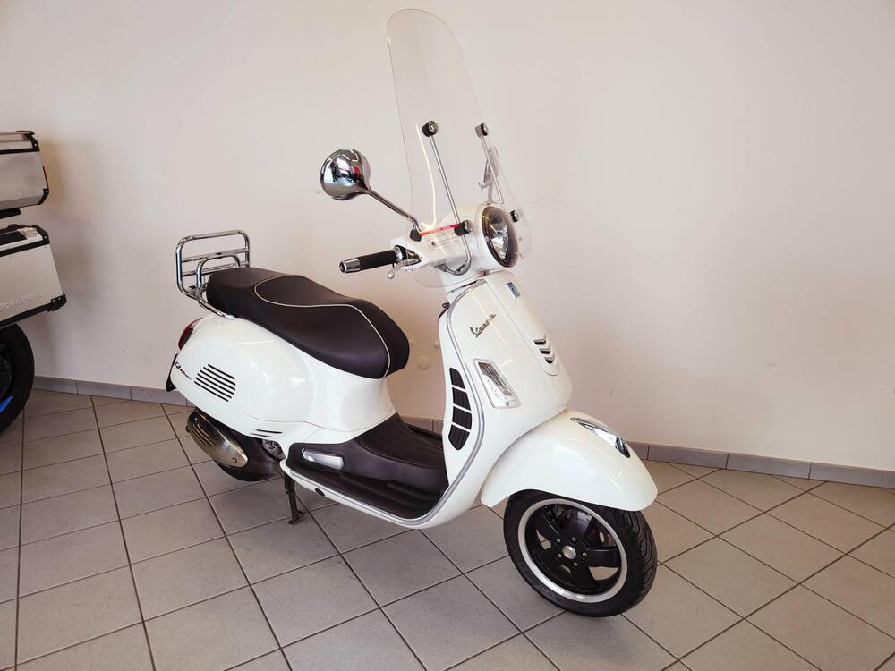 Vespa GTS 300 Super (2017 - 18)