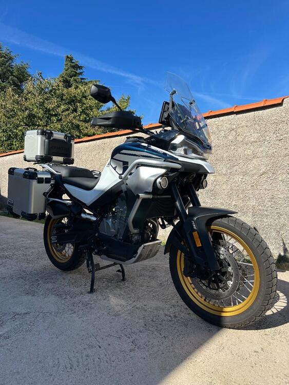 CFMOTO 800MT Explore (2023 - 25) (2)