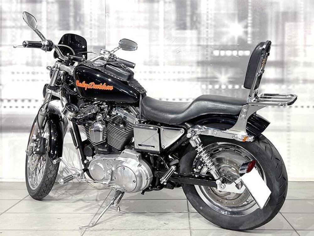 Harley-Davidson 1200 Custom (2017) - XL 1200C (2)