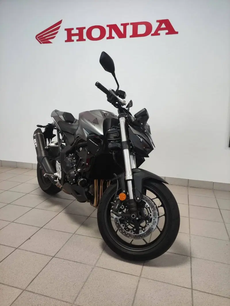 Honda CB 1000 Hornet (2025 - 26) (2)