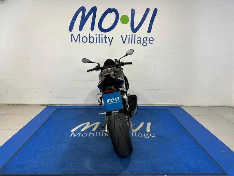 Aprilia Tuono V4 Factory (2021 - 24) (3)