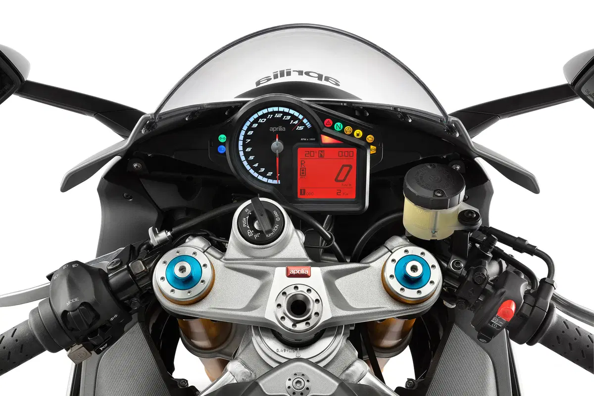 Aprilia RSV4RF (19)
