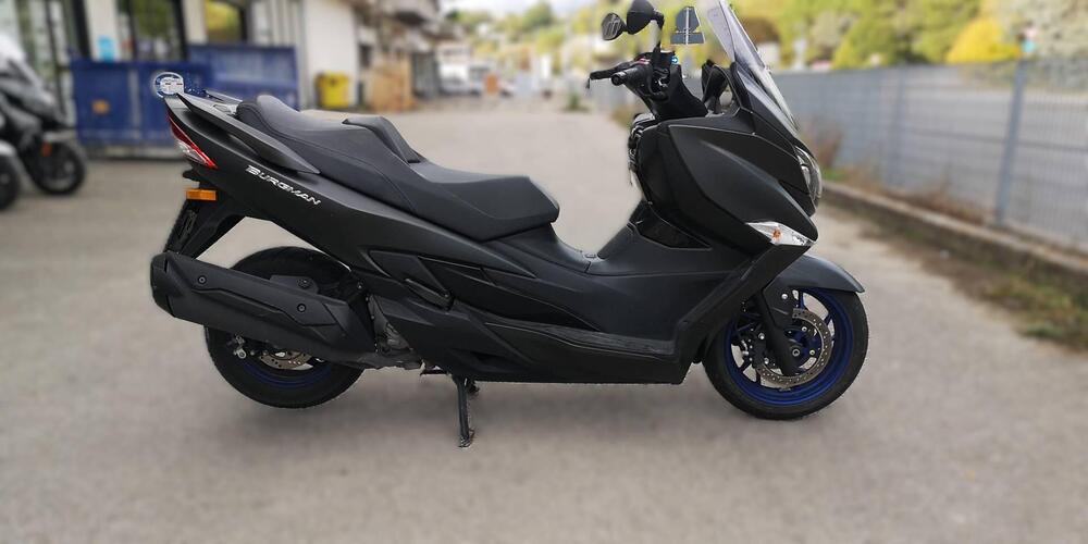 Suzuki Burgman AN 400 (2017 - 20) (2)