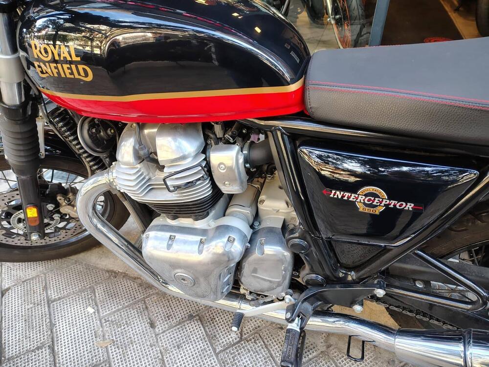 Royal Enfield Interceptor 650 (2021 - 25) (4)