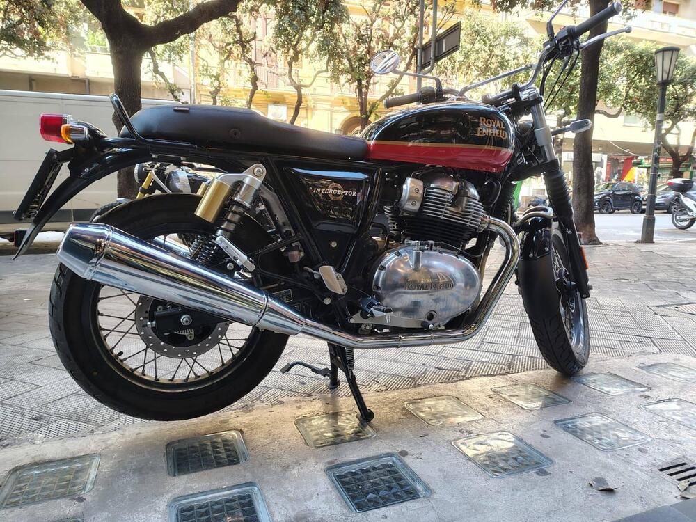 Royal Enfield Interceptor 650 (2021 - 25) (2)
