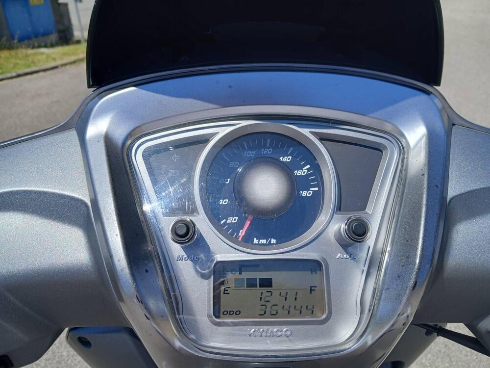 Kymco People 300i GT (2010 - 17) (2)