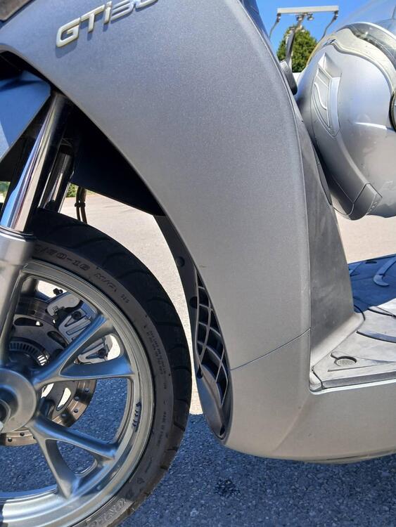 Kymco People 300i GT (2010 - 17) (3)