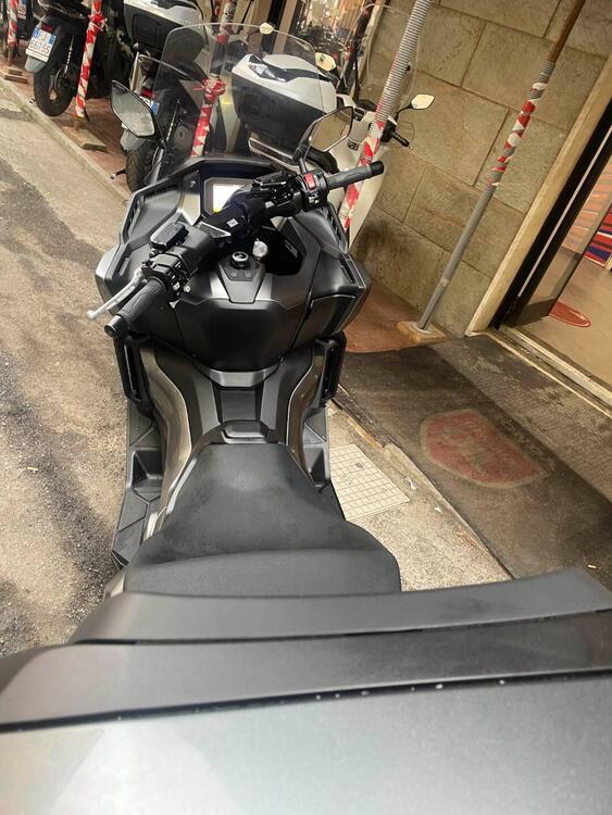 Honda Forza 750 DCT (2021 - 24) (4)