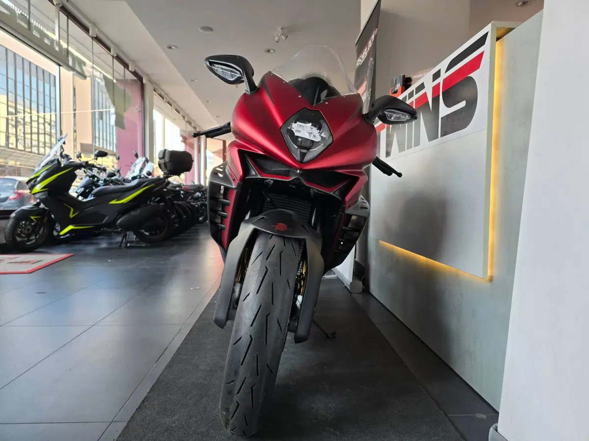 MV Agusta F3 800 RR (2022 - 25) (3)