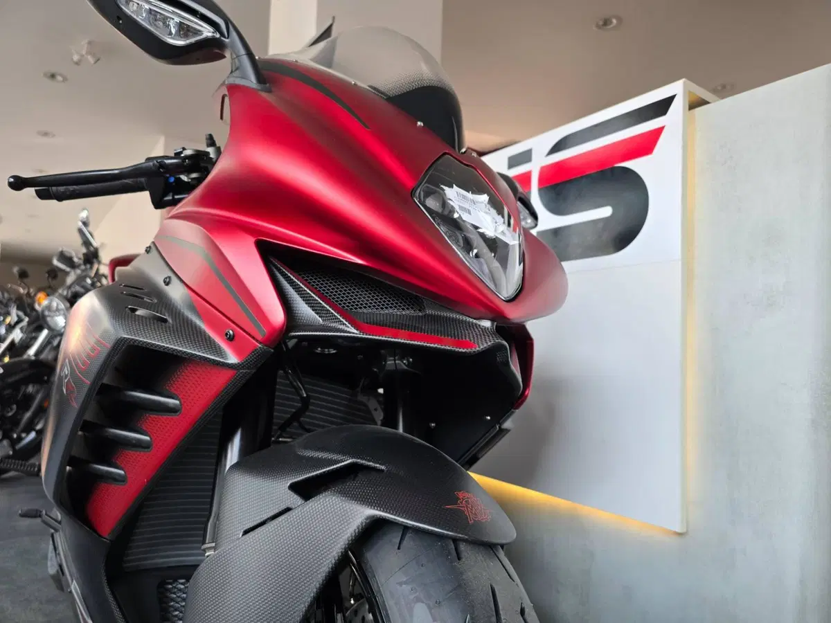MV Agusta F3 800 RR (2022 - 25) (13)
