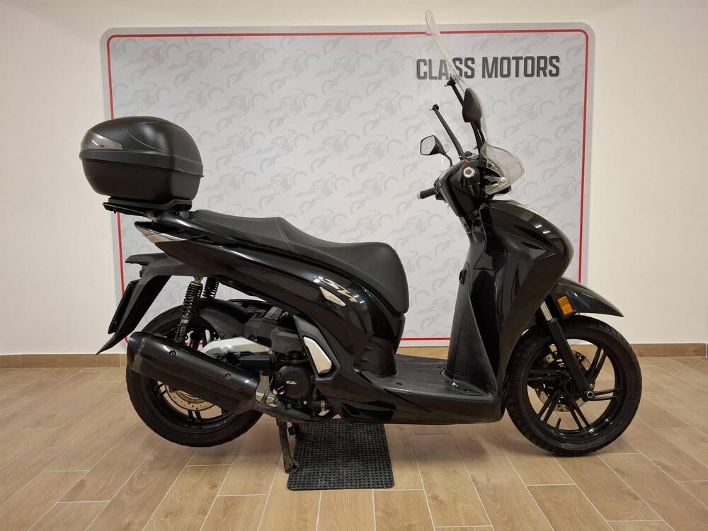 Honda SH 350 (2021 - 24) (2)