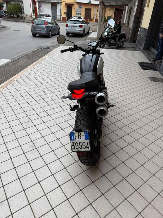 Ducati Scrambler 1100 Dark Pro (2020 - 24) (4)