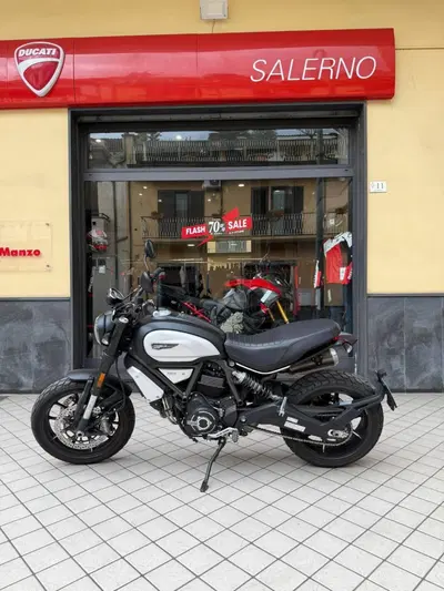 Ducati Scrambler 1100 Dark Pro (2020 - 24) usata