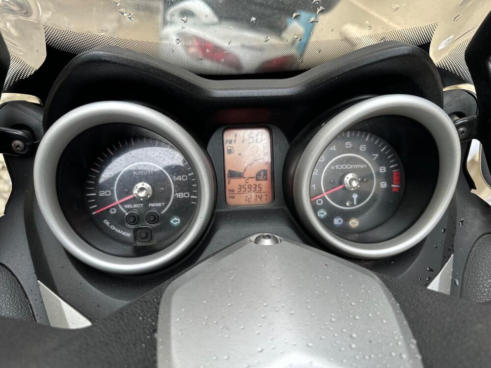 Yamaha X-Max 250 (2010 - 13) (3)