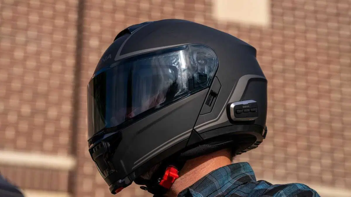 SENA Outrush 2: il casco modulare con Mesh Intercom 3.0 e Wave Intercom (3)