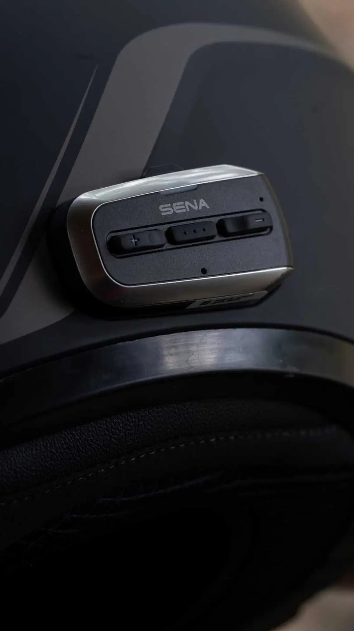 SENA Outrush 2: il casco modulare con Mesh Intercom 3.0 e Wave Intercom (12)