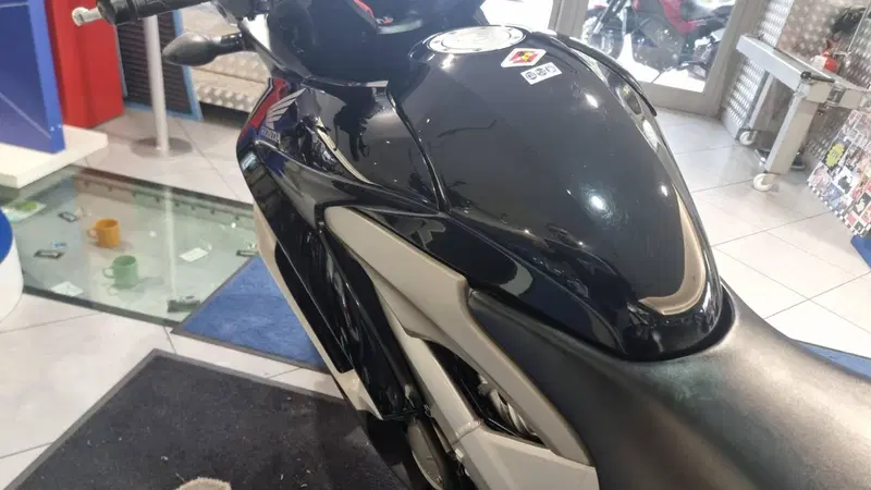 Honda Crossrunner ABS (2010 - 14) (19)
