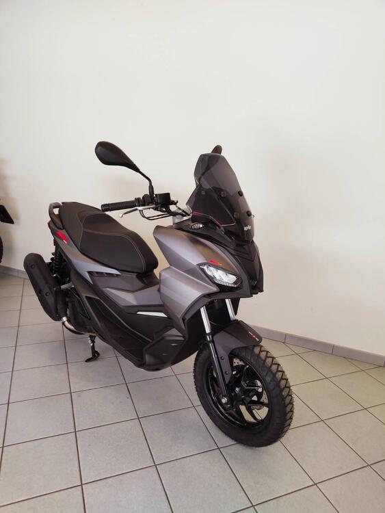 Aprilia SR GT 125 (2025) (2)