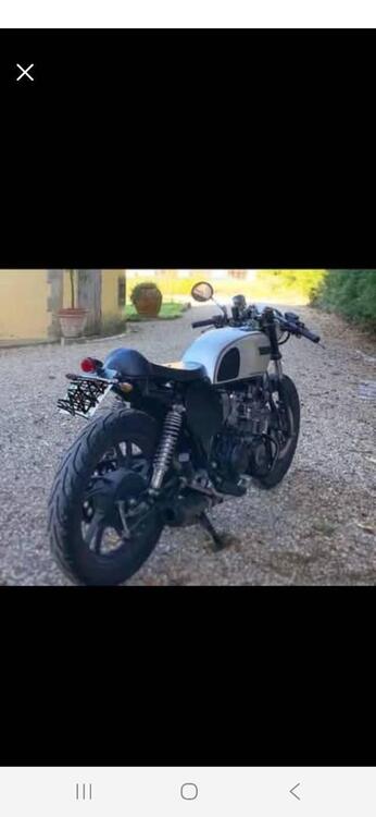Yamaha XJ 400 cafe racer (2)