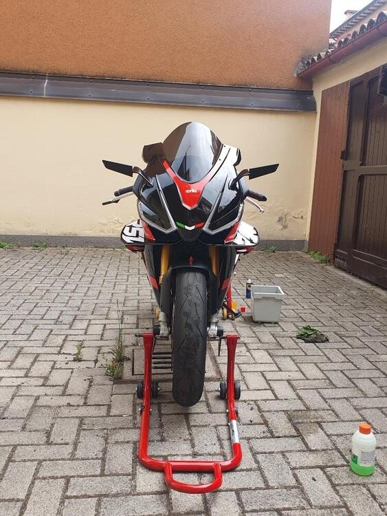 Aprilia RSV4 1100 Factory (2021 - 24) (3)
