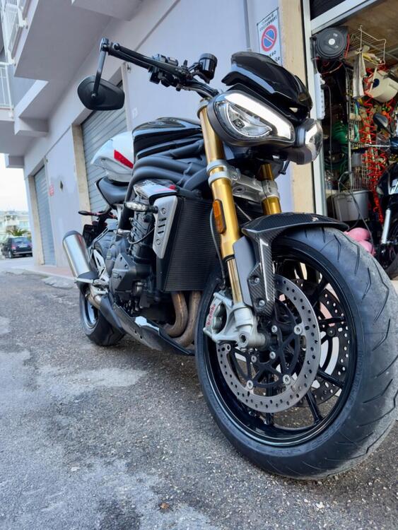 Triumph Speed Triple 1200 RS (2021 - 24) (3)