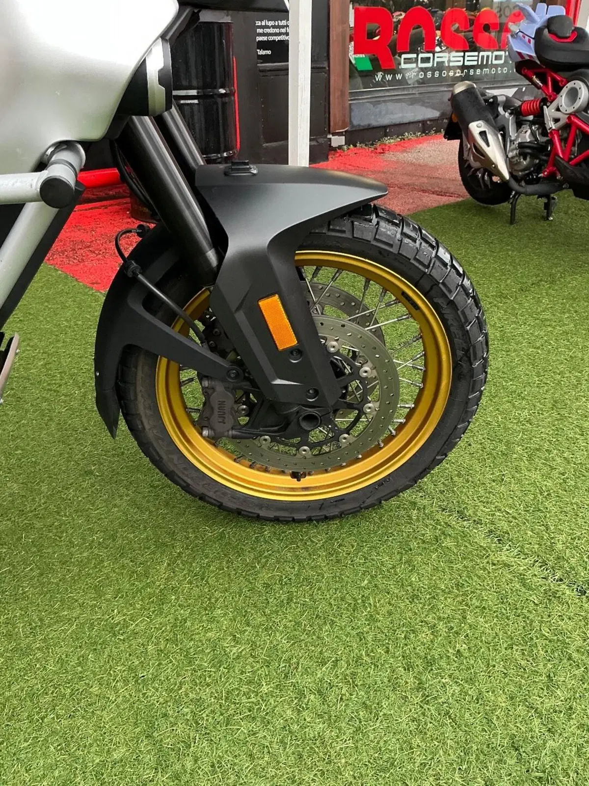 CFMOTO 800MT Touring (2022 - 26) (8)