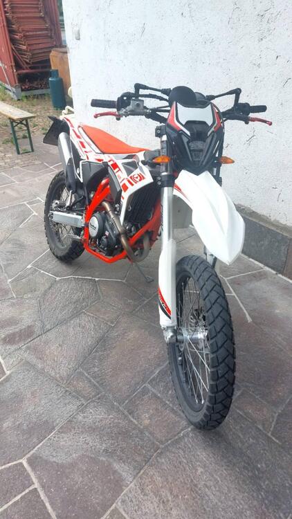 Betamotor RR 125 4T Enduro LC (2021 - 23) (2)