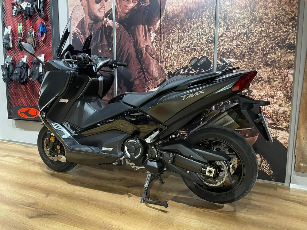 Yamaha T-Max 530 DX (2017 - 19) (4)