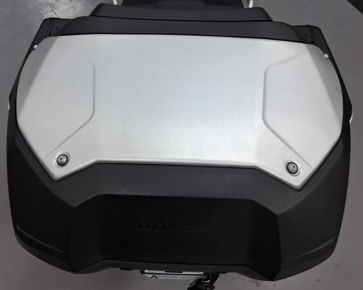 Honda X-ADV 750 DCT (2021 - 24) (9)