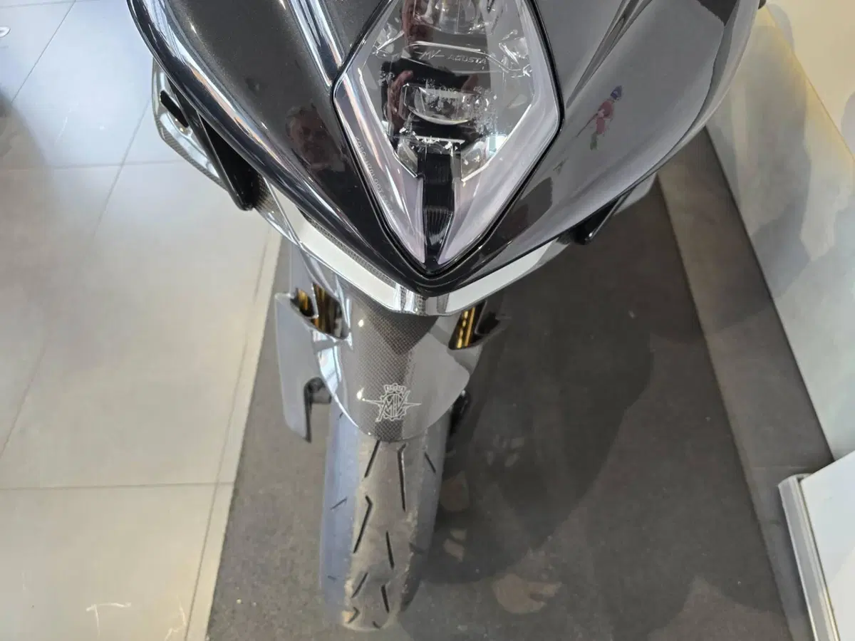 MV Agusta F3 800 RR (2022 - 25) (9)