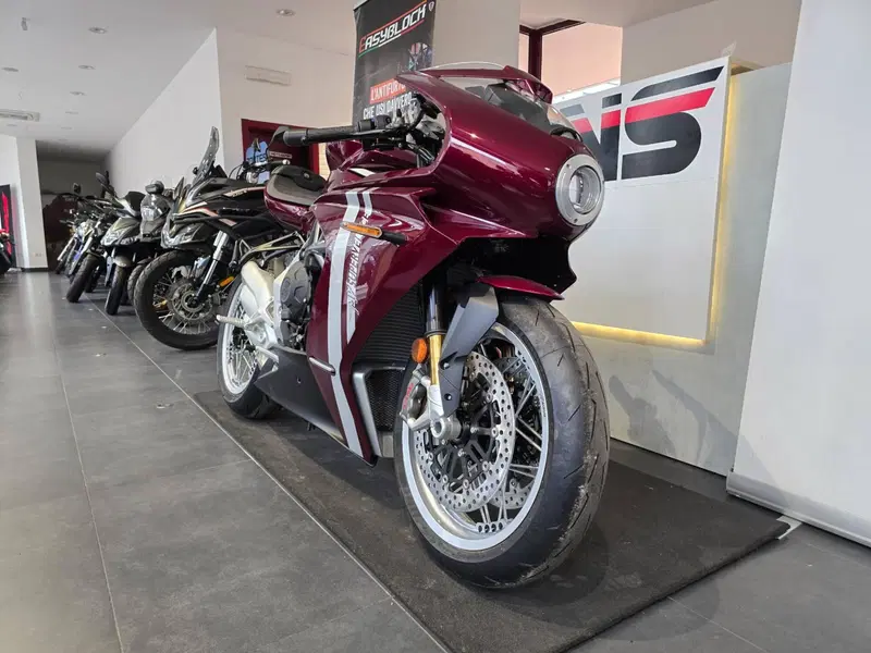 MV Agusta Superveloce 800 S Ottantesimo (2025 - 26) (2)