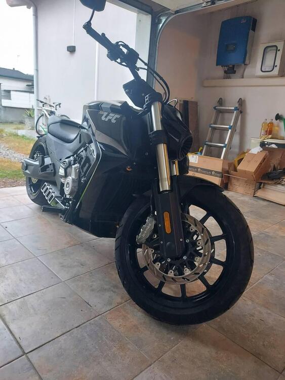 Benda Motorcycles LFC 700 (2024 - 25) (5)