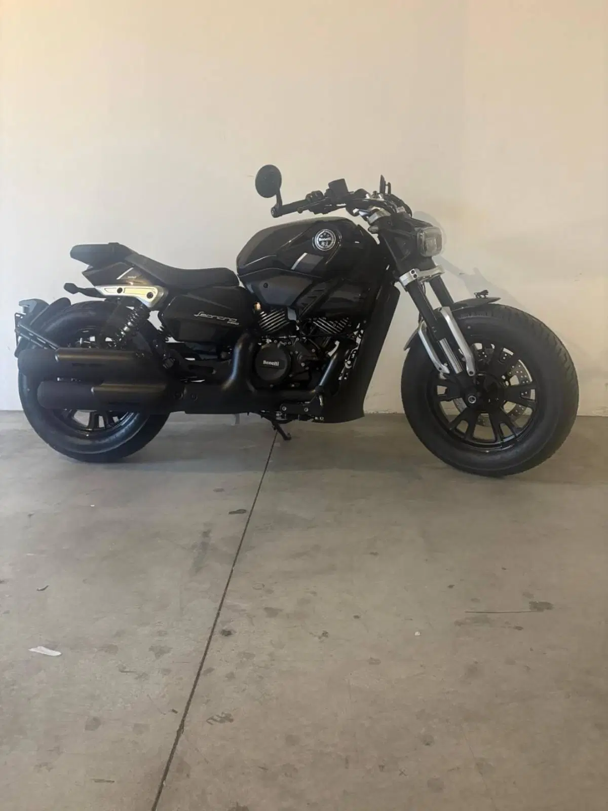 Benelli Leoncino 400 Bobber (2026)
