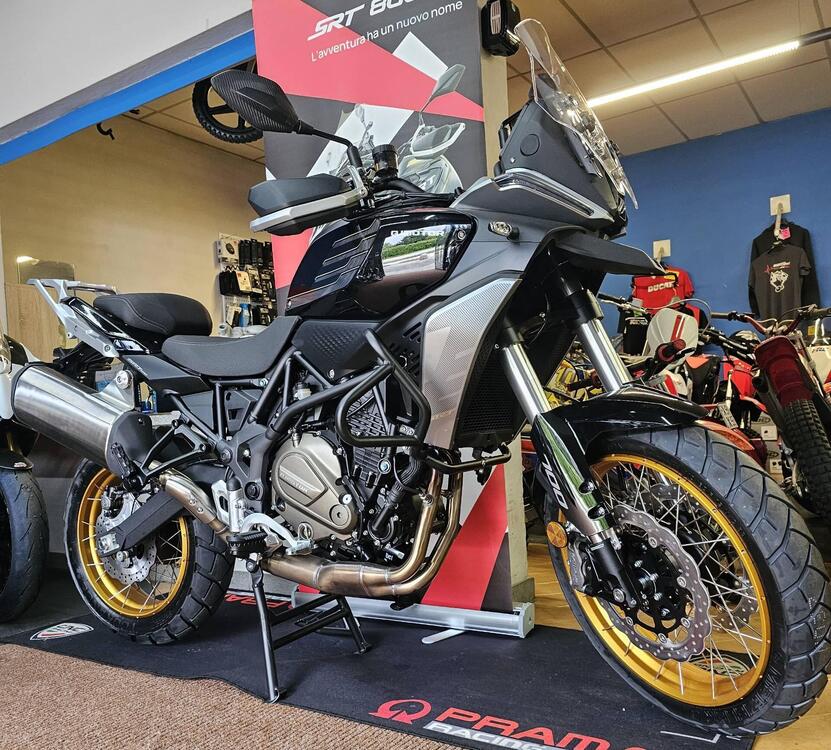 QJ Motor SRT 700 SX (2025)