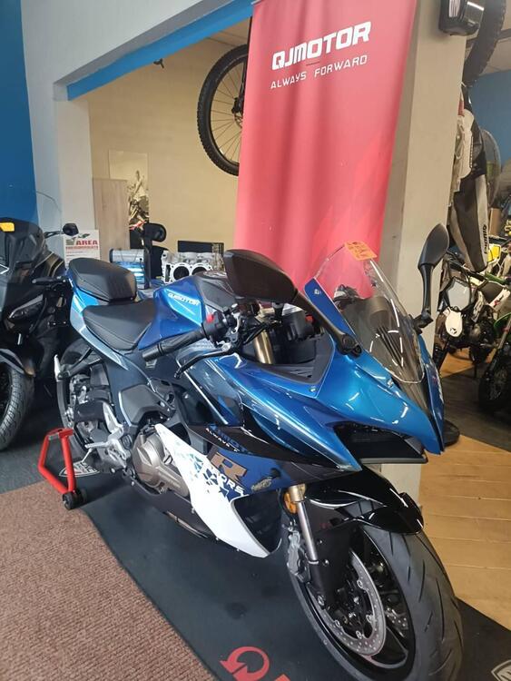 QJ Motor SRK 550 RS (2024 - 25) (3)