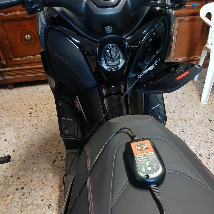 Yamaha X-Max 300 Tech Max (2021 - 24) (4)