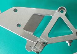 50600MT4000 Supporto pedana VFR 750 Honda