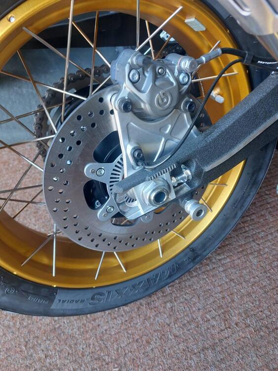 QJ Motor SRT 900 SX (2025) (4)