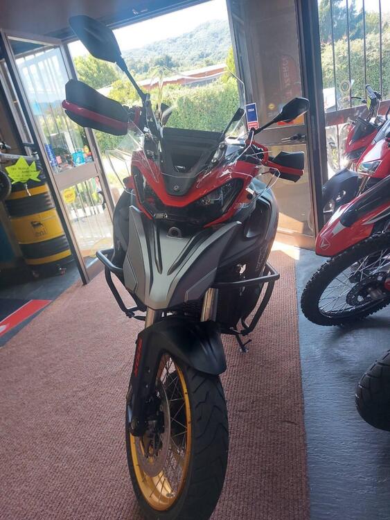 QJ Motor SRT 900 SX (2025) (2)