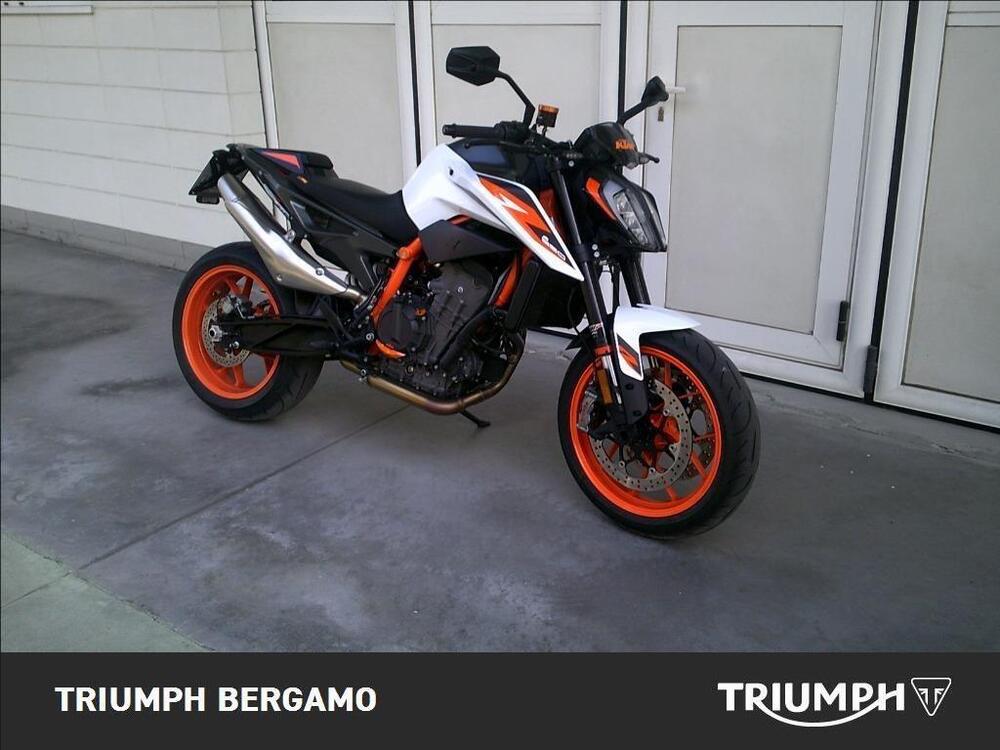 KTM 890 Duke R (2021) (2)