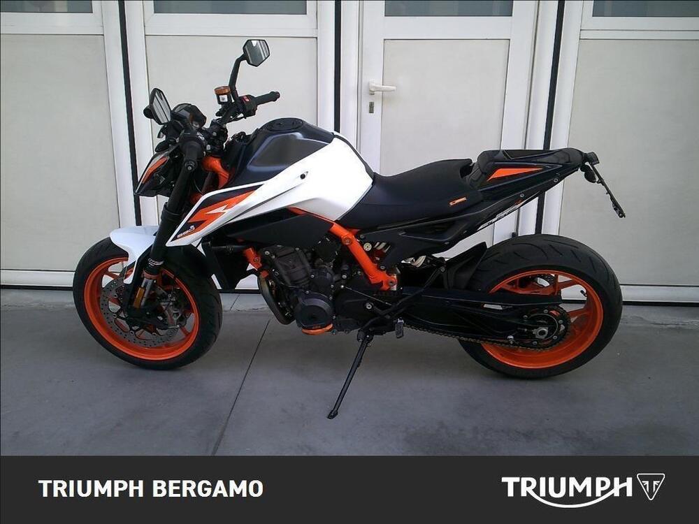 KTM 890 Duke R (2021) (4)