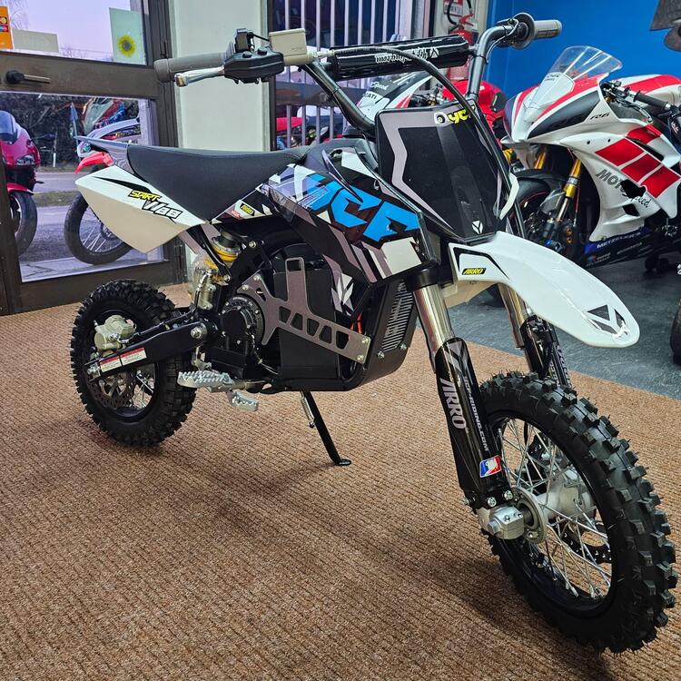 YCF Start W88E (2024 - 25) (3)