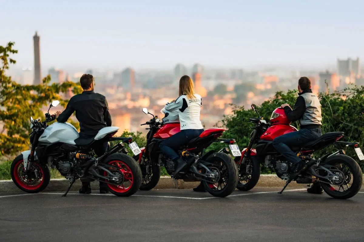 Ducati Monster 2026: rivoluzione per la naked di Borgo Panigale con motore V2. Ecco come cambia [GALLERY] (31)
