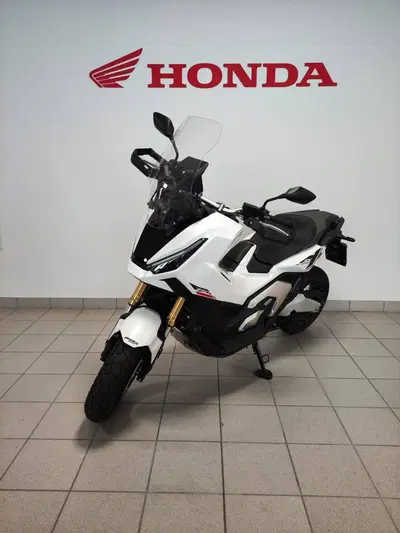 Honda X-ADV 750 (2025 - 26) usata